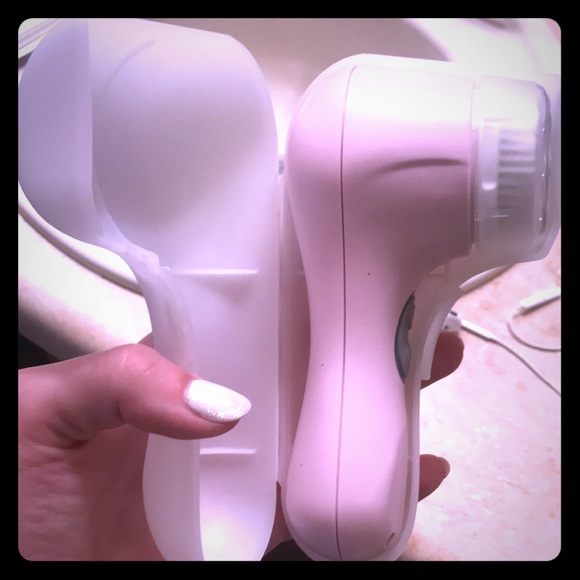 Clarisonic Other - Pink Clarisonic Mia 2